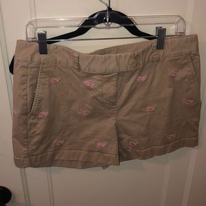 Vineyard Vine tan shorts with logo embroidery